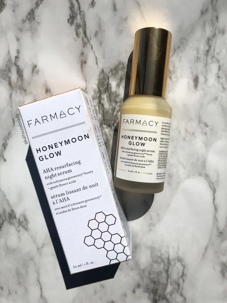 /img/1101-skincare-routine-comparison.webp