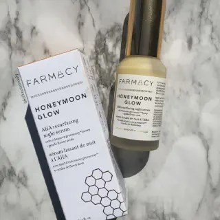/img/1101-skincare-routine-comparison.webp