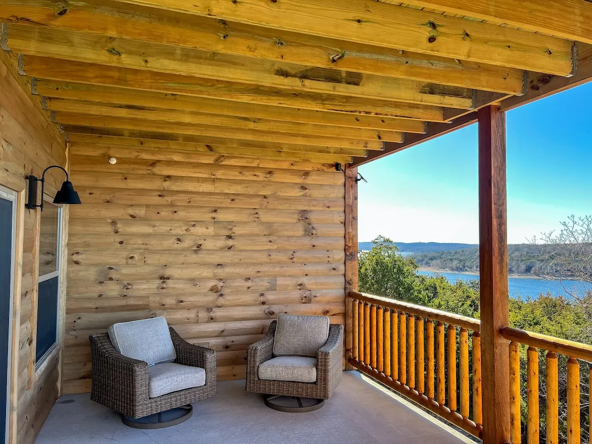 /img/1102-branson-mo-cabin-honeymoon-spa.webp