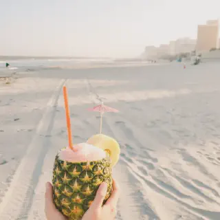 /img/1138-myrtle-beach-honeymoon-packing.webp