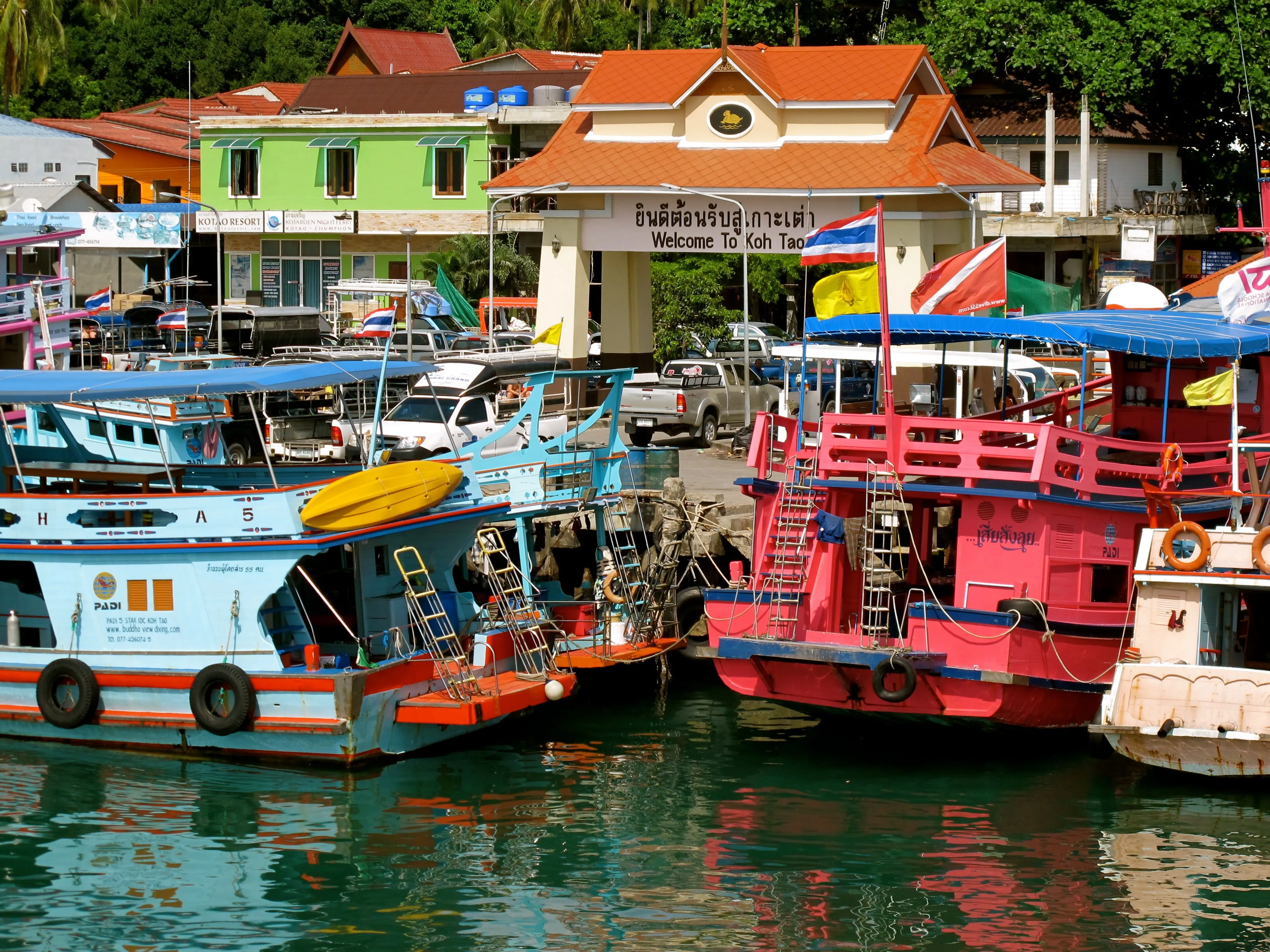 /img/1163-koh-tao-food.webp