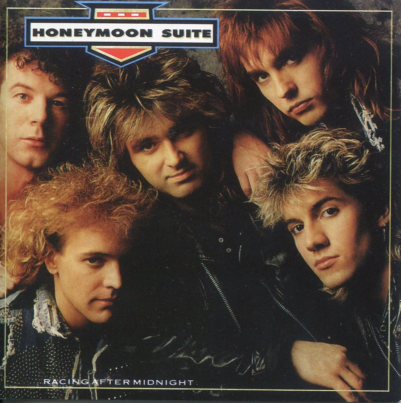 /img/1178-honeymoon-suite-privacy.webp