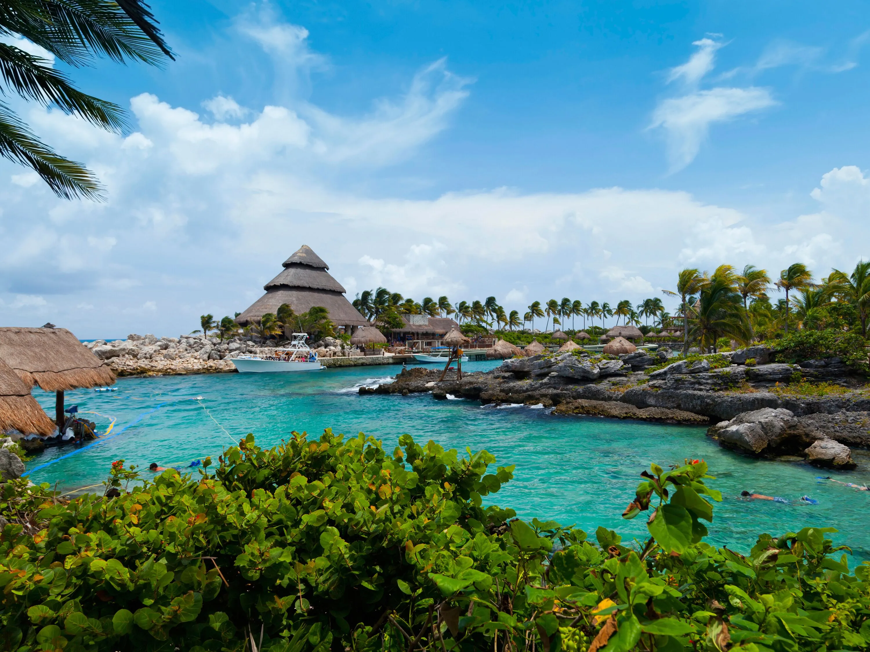 /img/1211-cancun-honeymoon-budget.webp