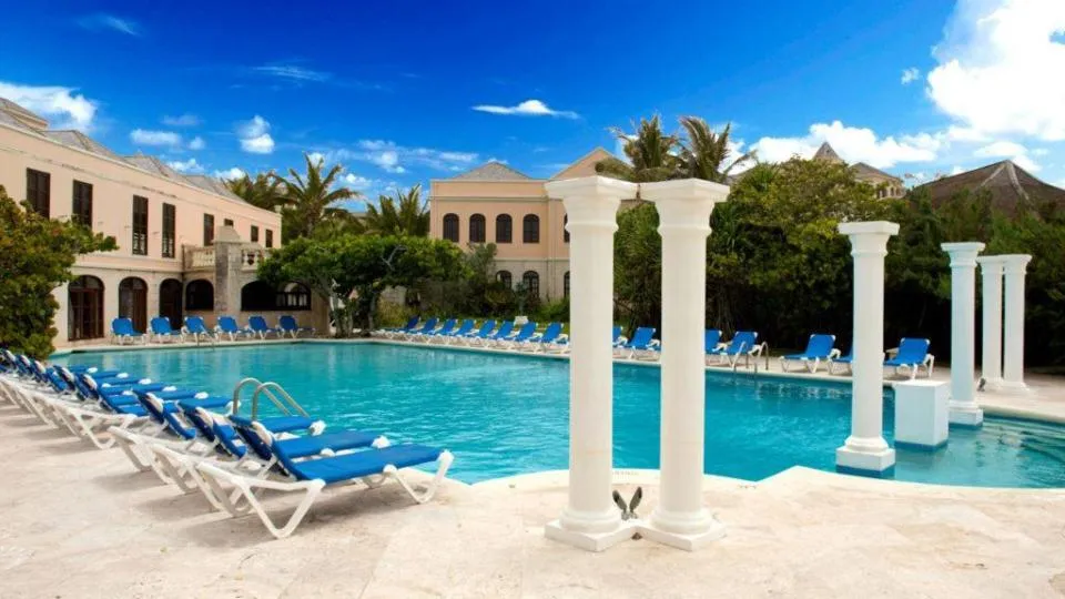 1223 house elegant hotels