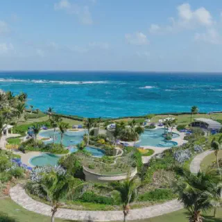/img/1223-waves-hotel-spa.webp