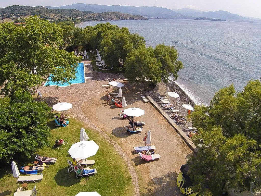 /img/1237-greece-honeymoon-activities.webp