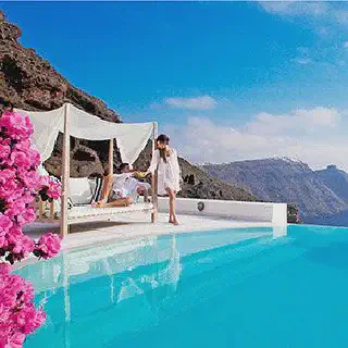 /img/1271-greece-honeymoon-hotel.webp