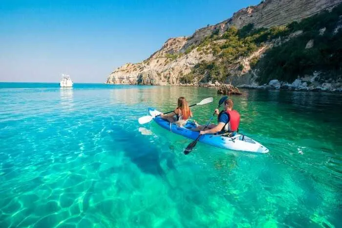 1271 greece honeymoon island