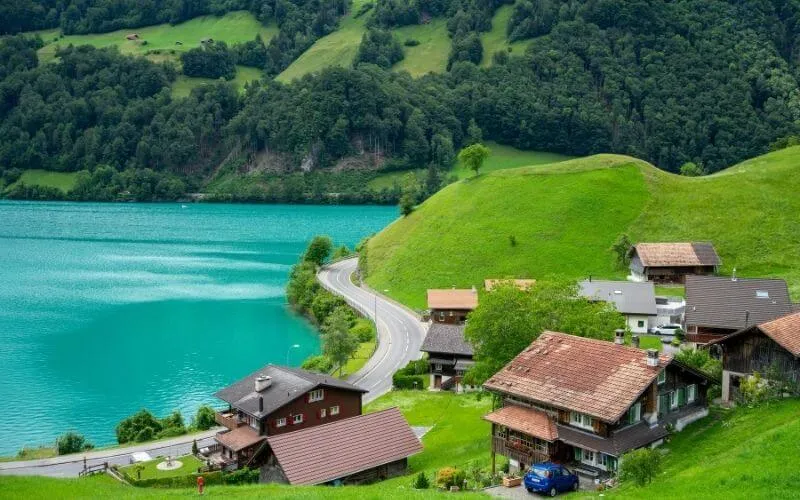1272 swiss honeymoon image2