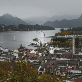 /img/1272-swiss-honeymoon-image7.webp