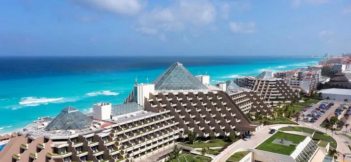 1275 cancun resort activities