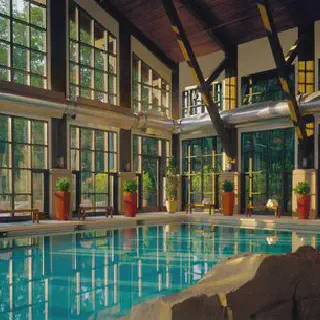 /img/1288-cabin-luxury.webp