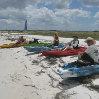 /img/1290-kayaking-safety-tips.webp