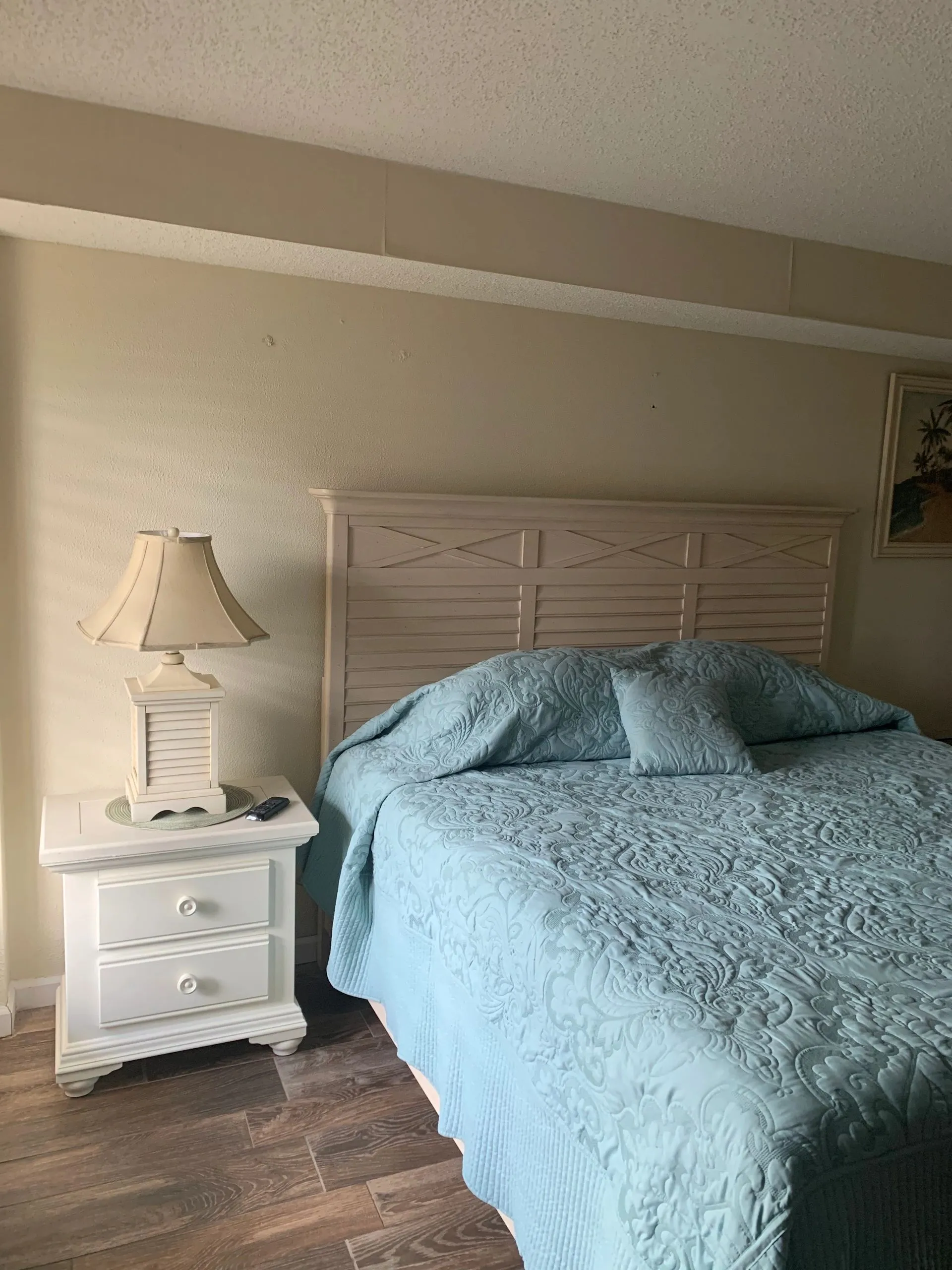 1303 hazelton hotel suite