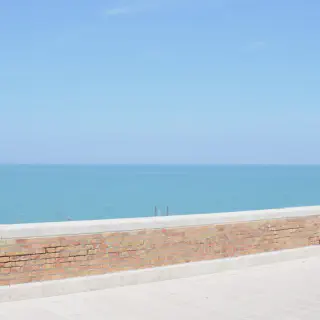 /img/1330-italy-beach-hotels.webp
