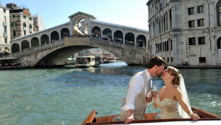 1330 romantic italy dinner