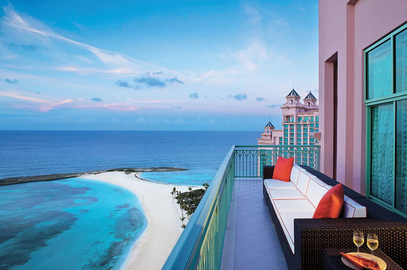 /img/1352-bahama-honeymoon-cruise-image7.webp