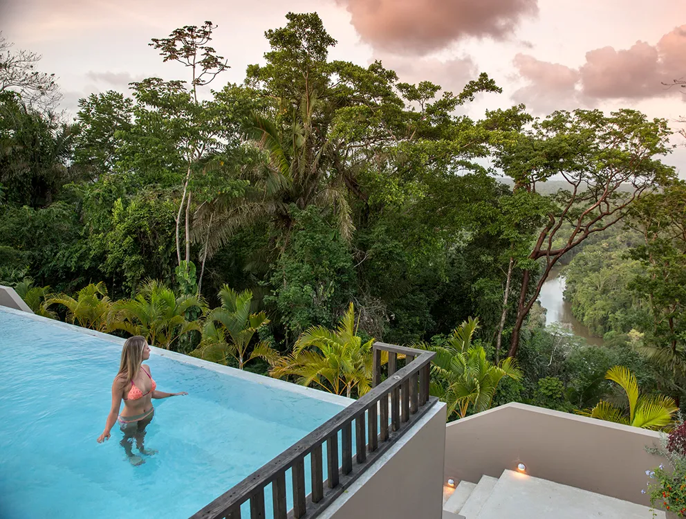 /img/1355-belize-breakfast-view.webp