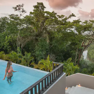 /img/1355-belize-breakfast-view.webp