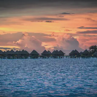 /img/1365-bora-bora-budget.webp