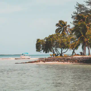 /img/1366-caribbean-resort-honeymoon-ritz-carlton.webp
