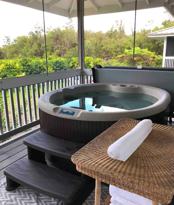 1379 hawaii honeymoon hotel dining