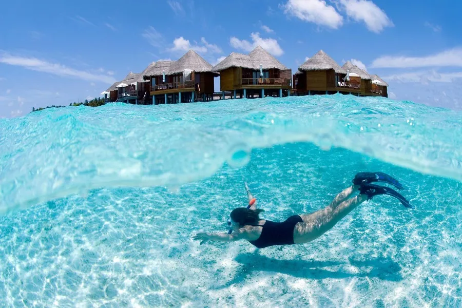 /img/1391-adventure-honeymoon-maldives.webp