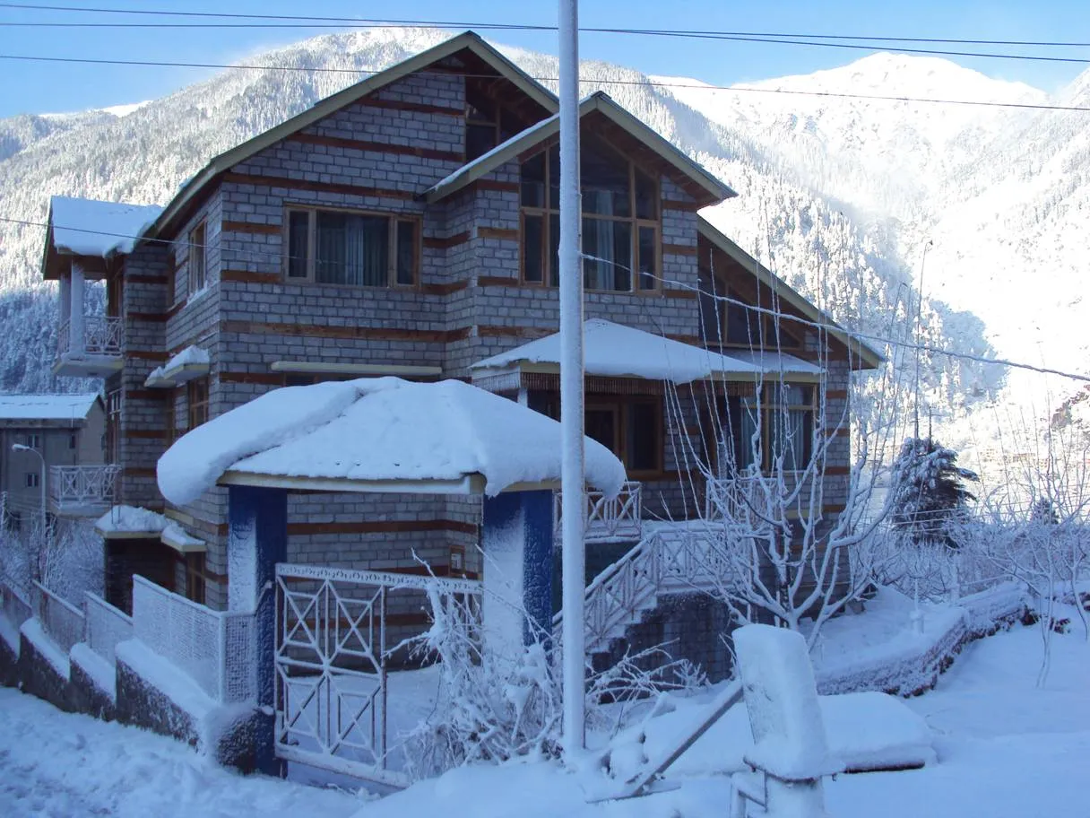 1392 manali honeymoon scenic beauty