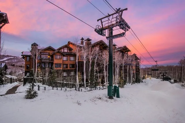 1398 park city honeymoon sleigh